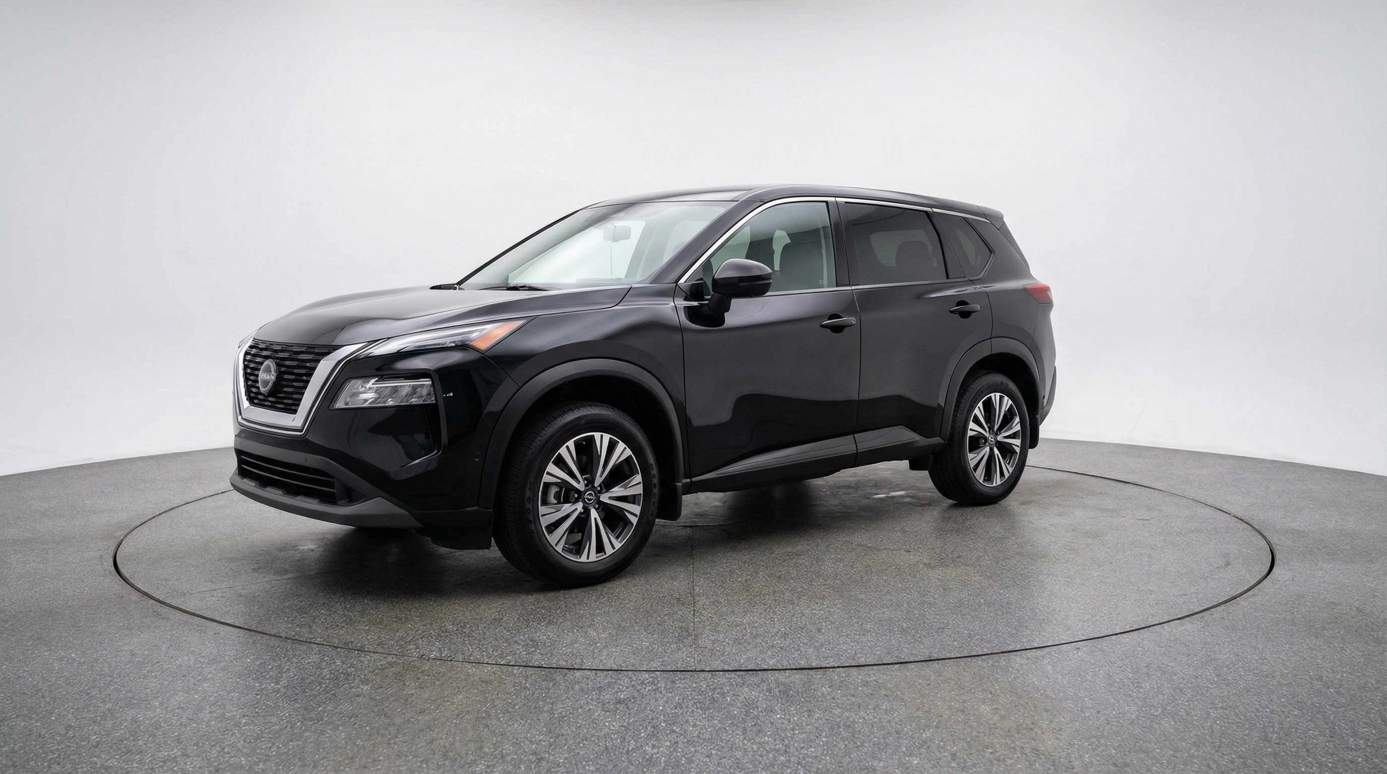 Used 2025 Nissan Rogue SV image 3