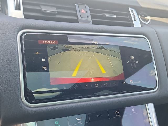 Used 2020 Land Rover Range Rover Sport HSE image 14