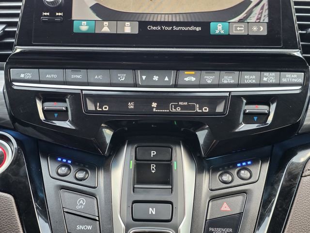 Used 2025 Honda Odyssey Elite image 18