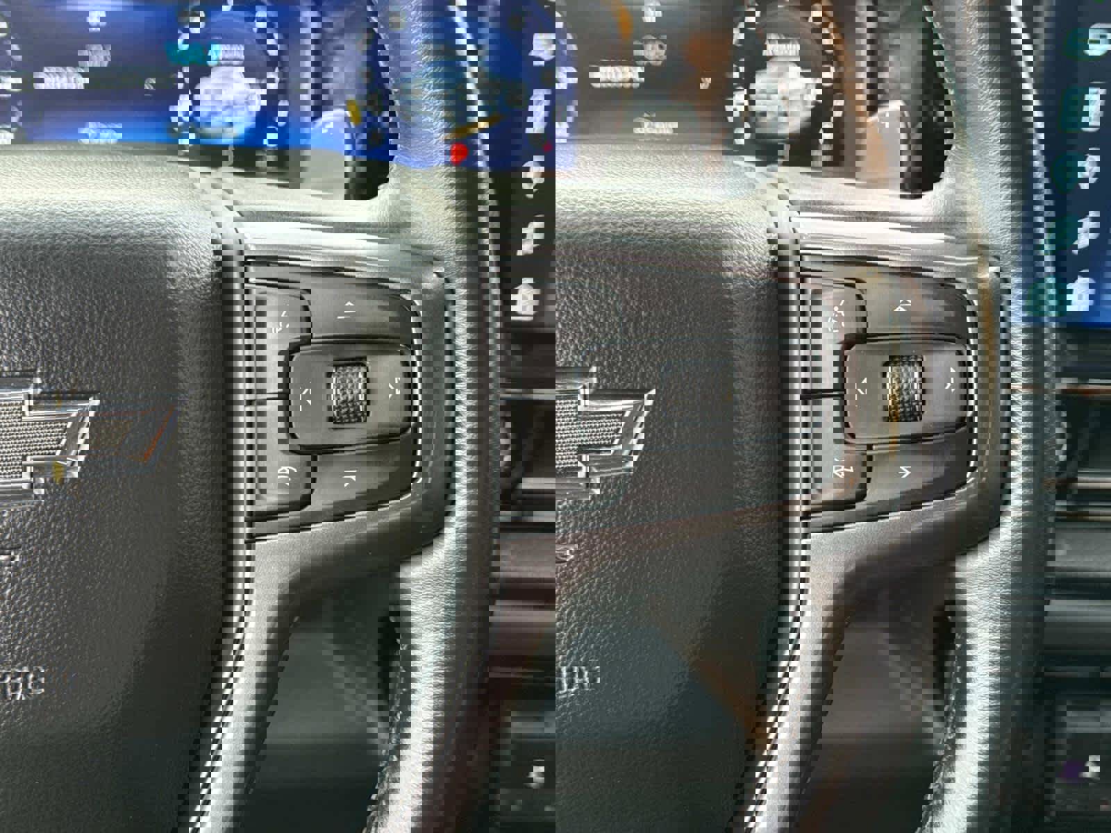 Used 2022 Chevrolet Silverado 1500 ZR2 w/ Technology Package image 23