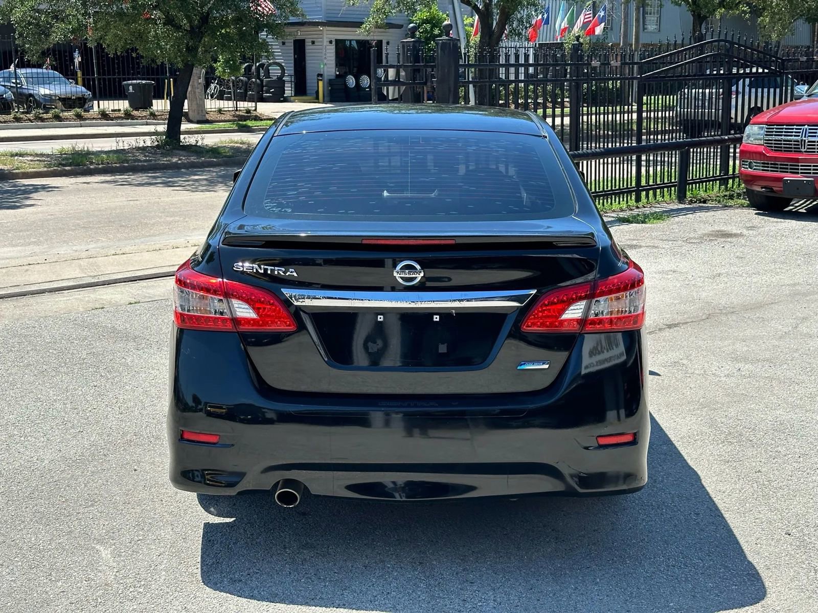 Used 2013 Nissan Sentra SR w/ Protection Pkg FWD image 6