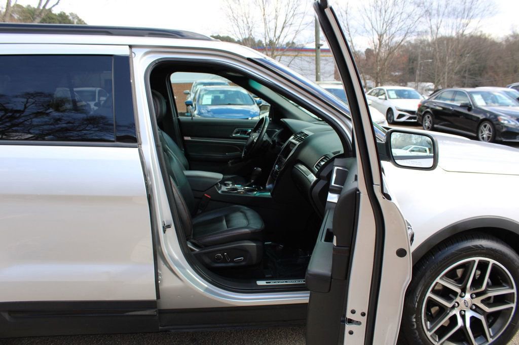 Used 2016 Ford Explorer Sport w/ Equipment Group 401A AWD/4WD image 31