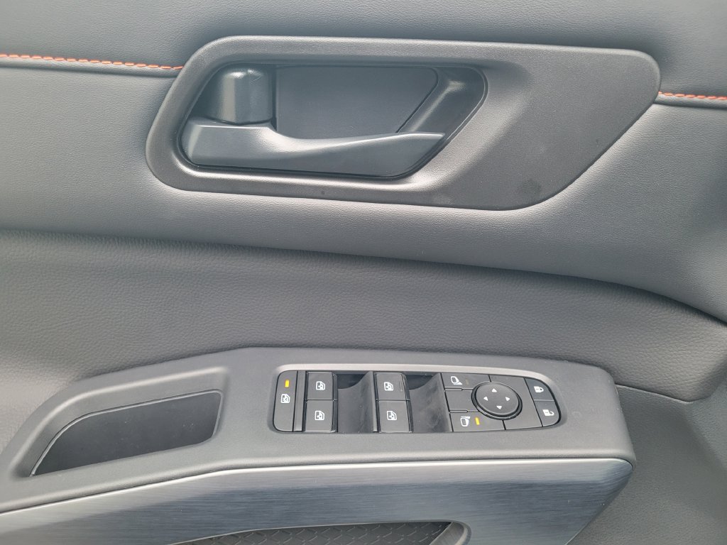 New 2026 Nissan Pathfinder Rock Creek AWD/4WD image 17