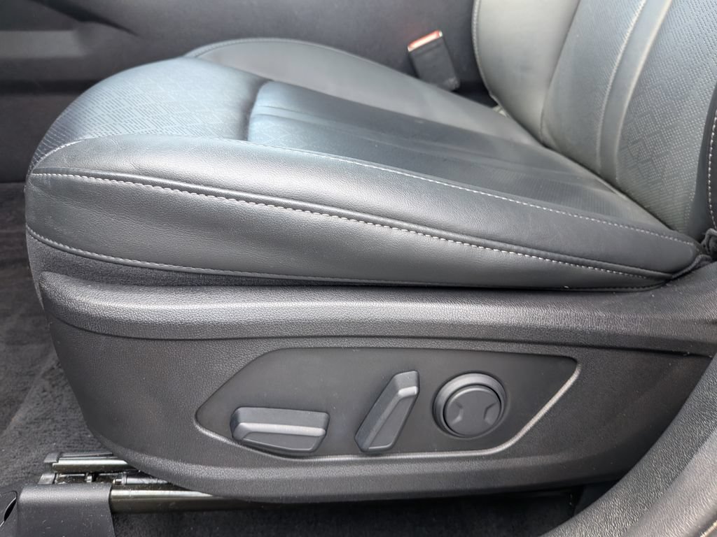 Used 2023 Kia Sorento SX AWD/4WD image 32