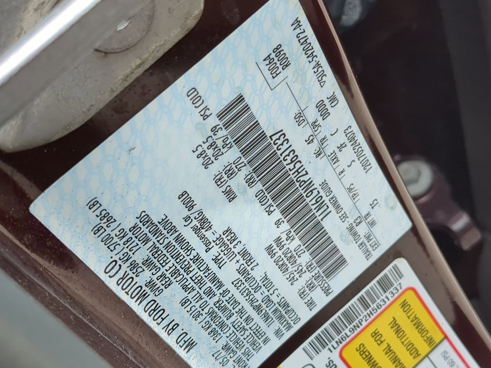 Used 2017 Lincoln Continental Reserve w/ Climate Package image 40