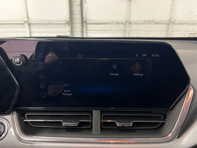 Used 2025 Chevrolet Trax LT w/ LT Convenience Package image 44