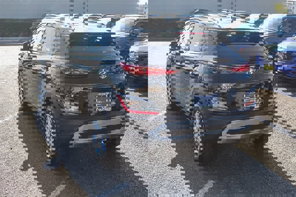 Certified 2023 Hyundai Kona SEL image 7