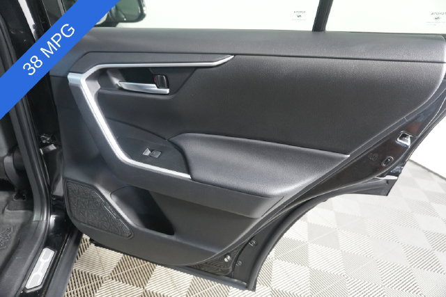 Used 2024 Toyota RAV4 AWD Hybrid image 28