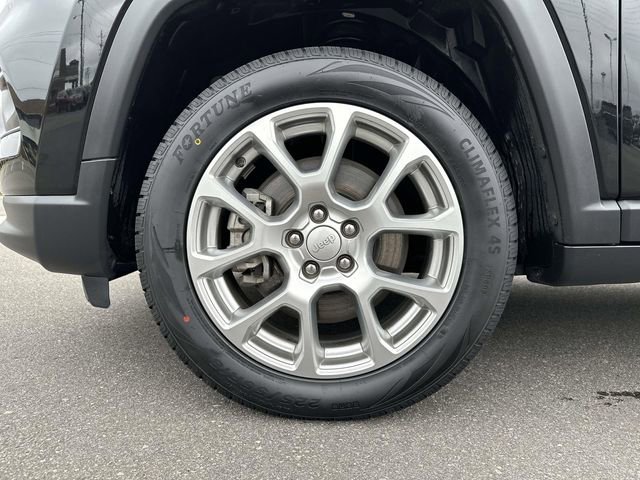 Used 2023 Jeep Compass Latitude w/ Sun and Sound Group image 11