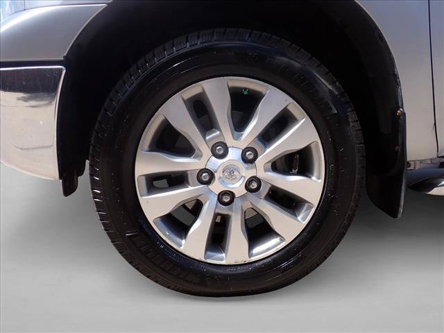 Used 2010 Toyota Tundra Limited AWD/4WD image 7