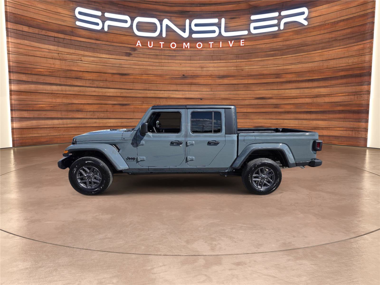 New 2025 Jeep Gladiator Sport image 2