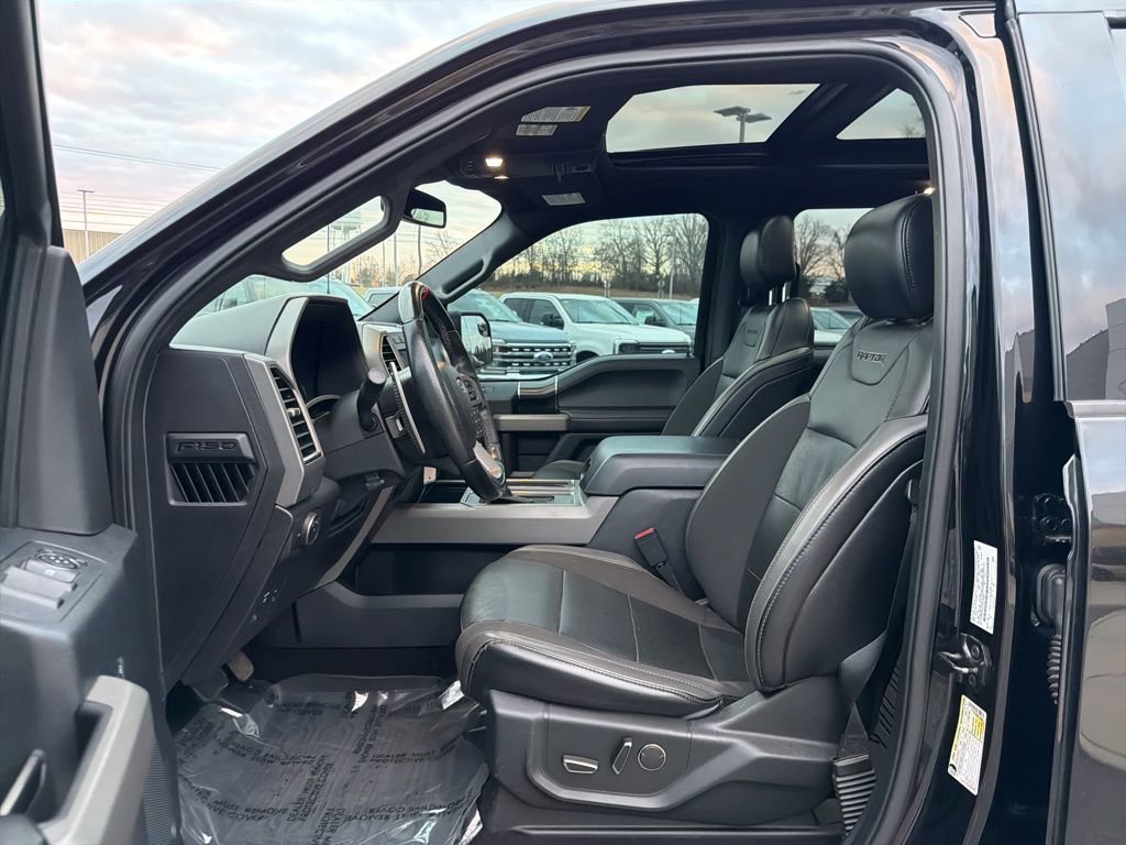 Used 2019 Ford F150 Raptor w/ Equipment Group 801A Mid image 10