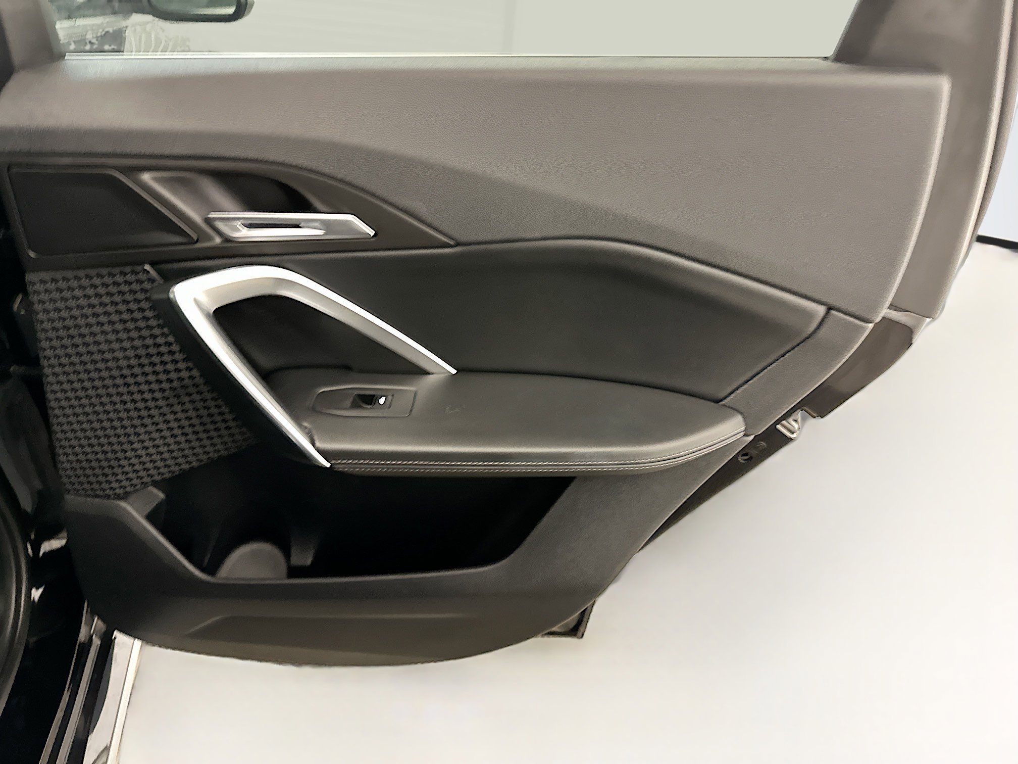 Used 2025 BMW X1 xDrive28i AWD/4WD image 33