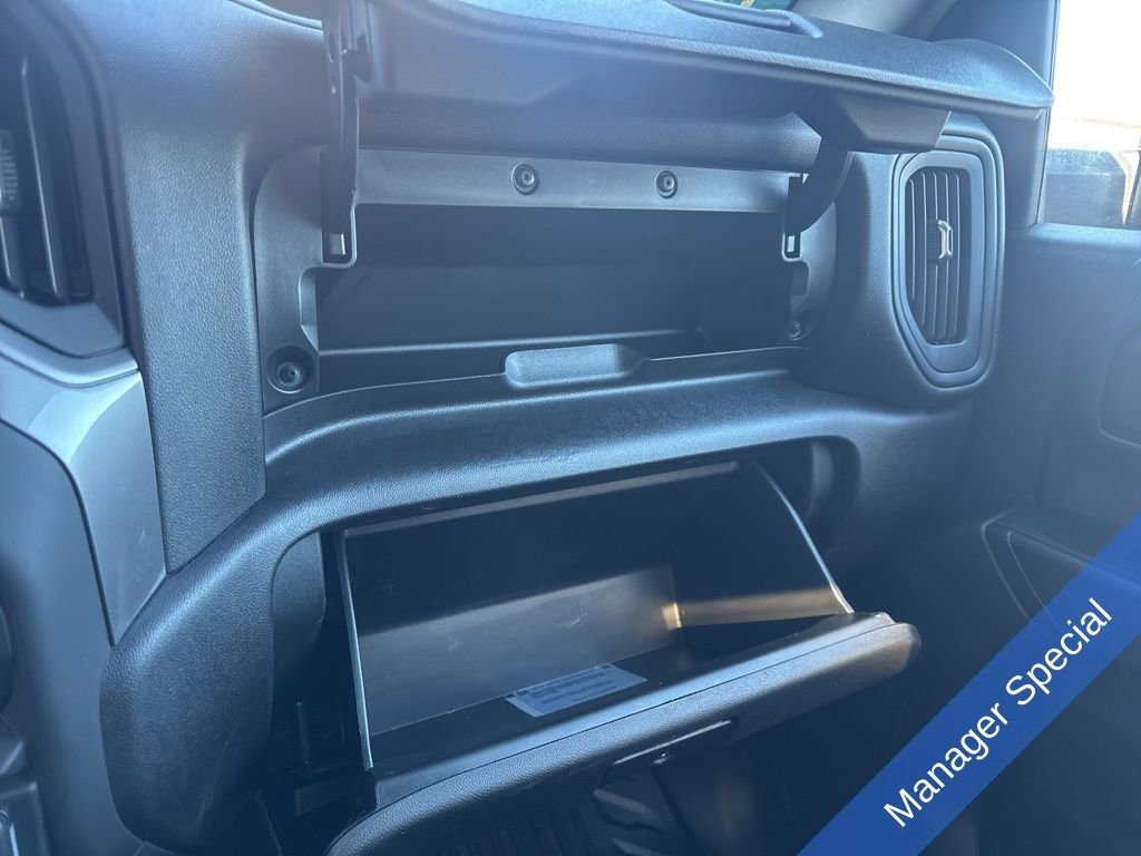 Used 2025 Chevrolet Silverado 3500 W/T image 29