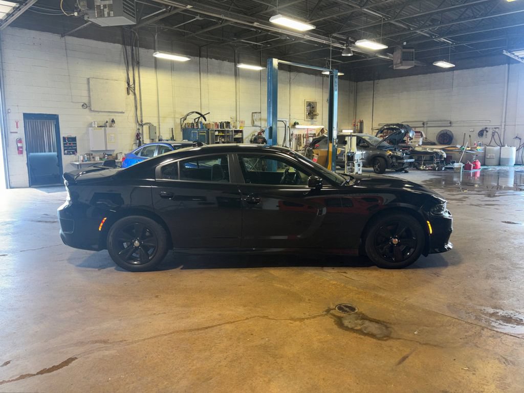 Used 2019 Dodge Charger GT RWD image 5