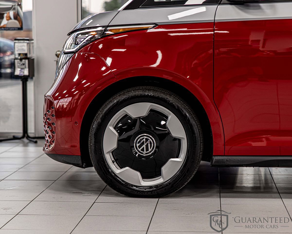 Used 2025 Volkswagen ID. Buzz Pro S RWD image 7