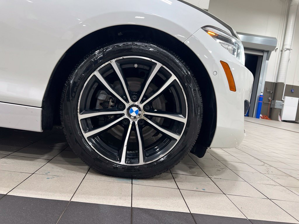 Used 2020 BMW 230i xDrive Coupe w/ Premium Package AWD/4WD image 27