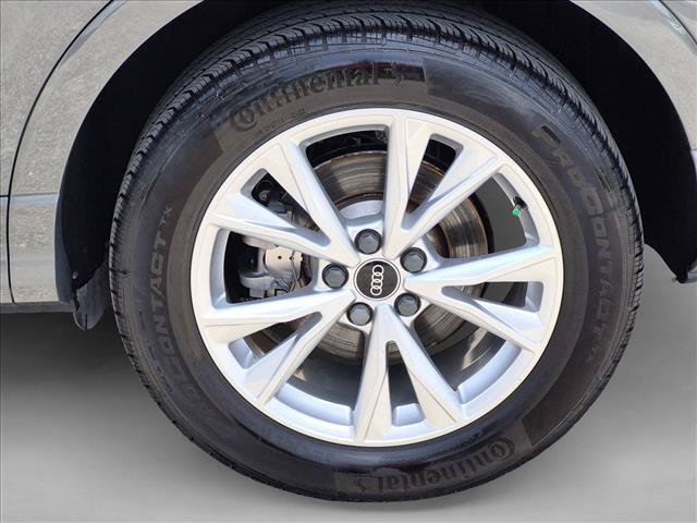 Used 2022 Audi Q3 2.0T Premium Plus w/ Premium Plus Package AWD/4WD image 22