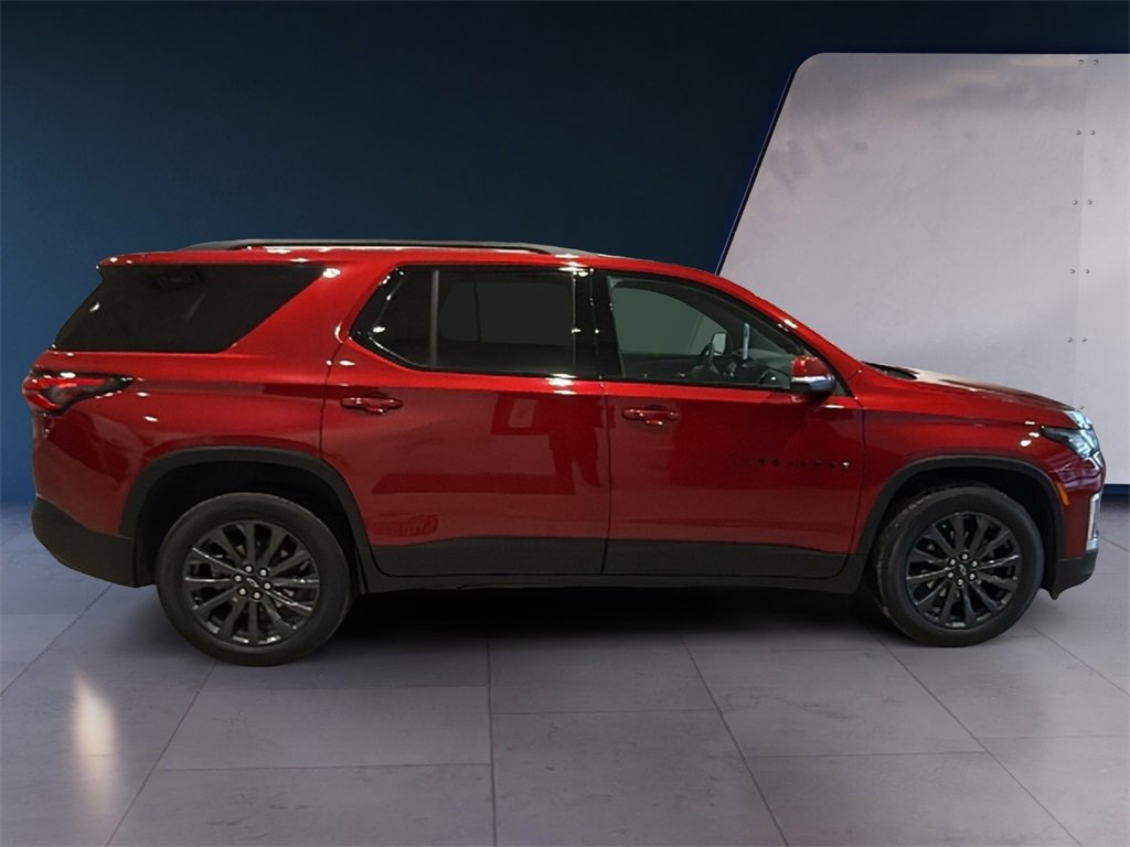 Used 2023 Chevrolet Traverse RS image 8