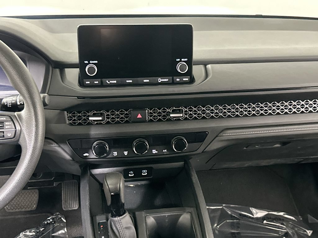 Used 2025 Honda Accord SE image 20