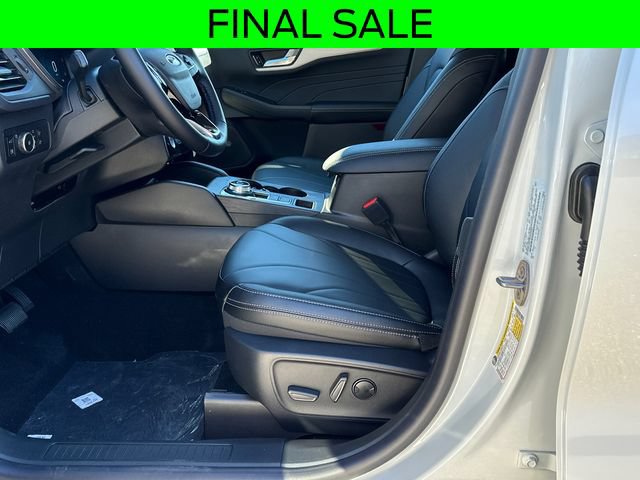New 2025 Ford Escape SE w/ PHEV Premium Package FWD image 9