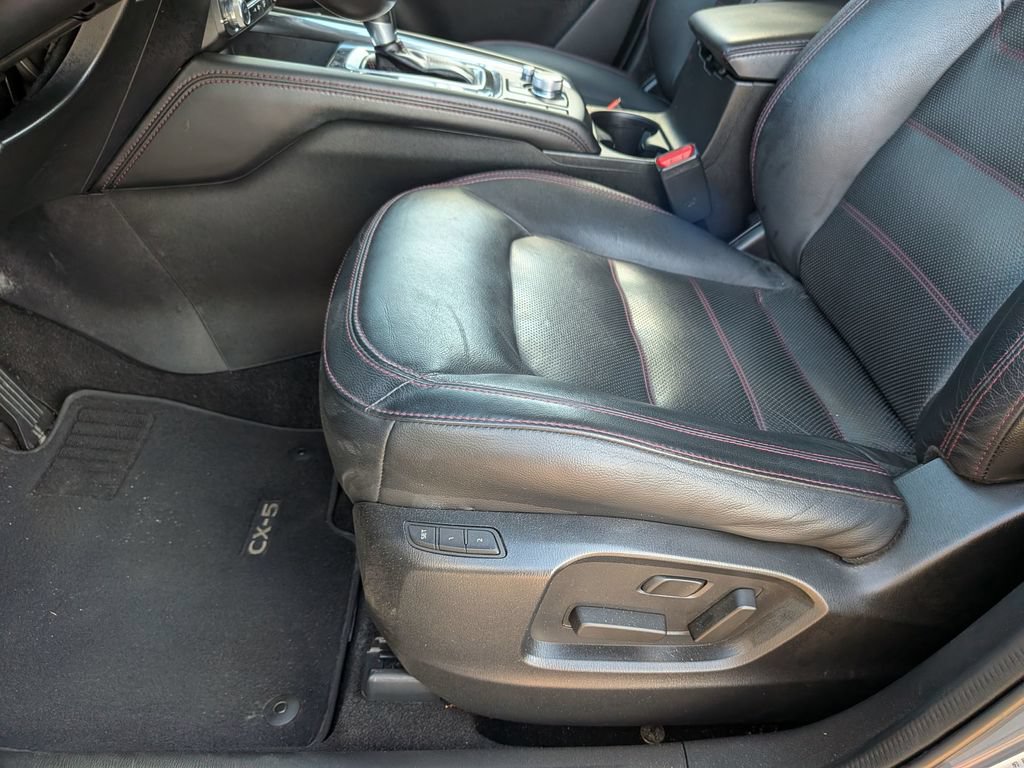 Used 2021 MAZDA CX-5 Carbon Edition FWD image 17