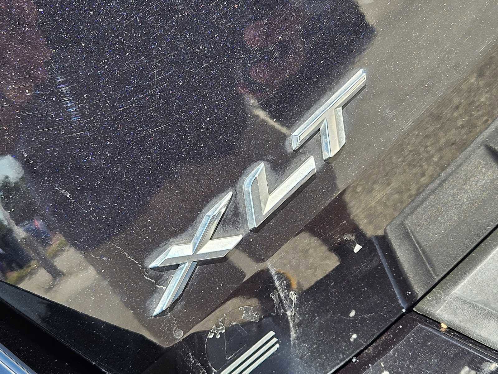 Used 2022 Ford Explorer XLT w/ Equipment Group 202A image 11