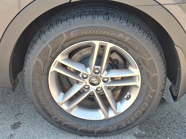 Used 2017 Hyundai Santa Fe Sport AWD/4WD image 30