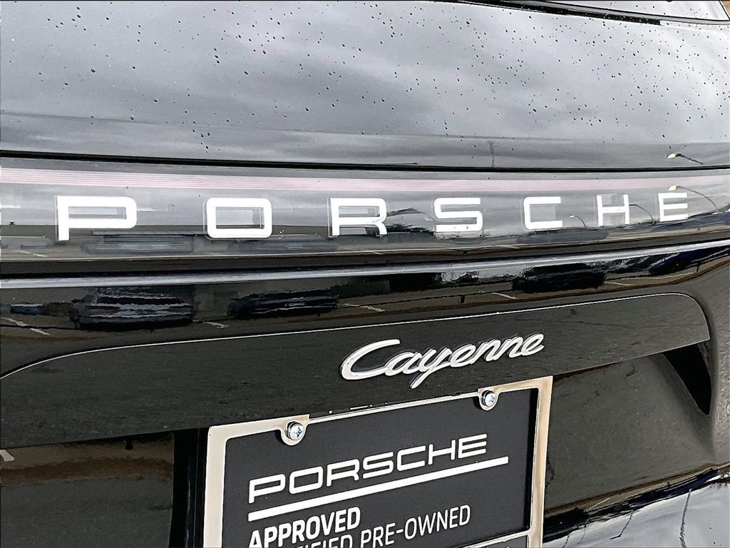 Used 2023 Porsche Cayenne image 22