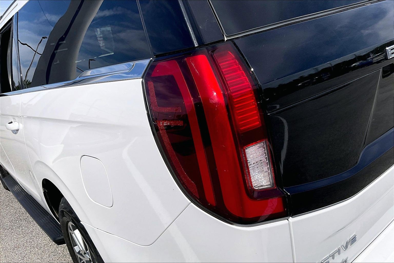 Certified 2025 Ford Expedition Max Active AWD/4WD image 29