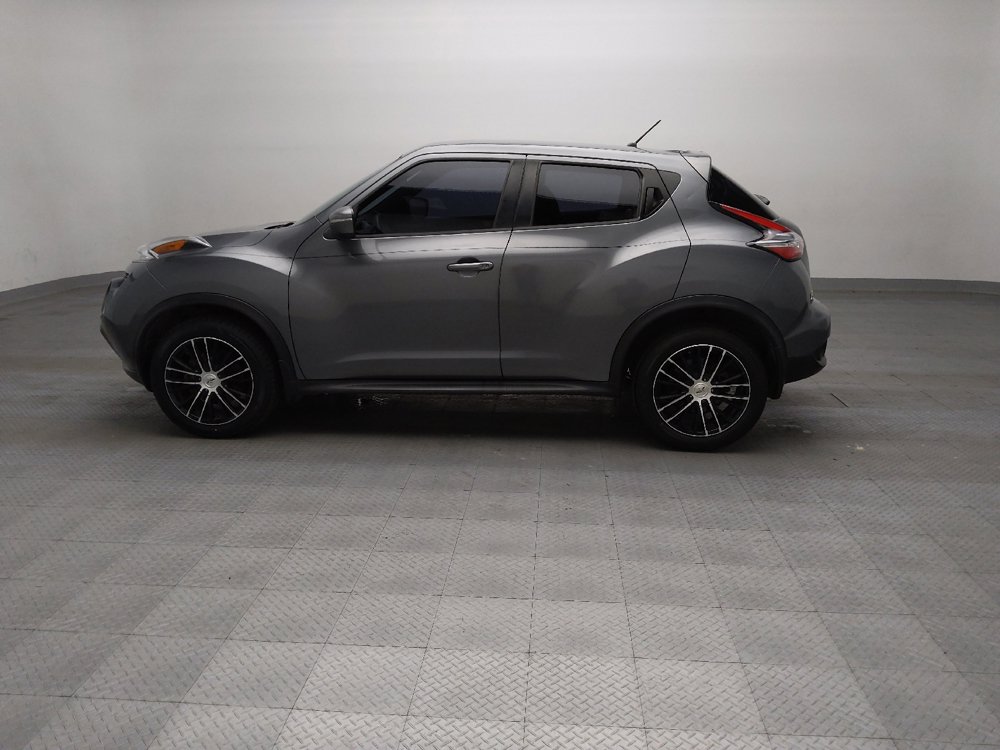 Used 2016 Nissan Juke S FWD image 3