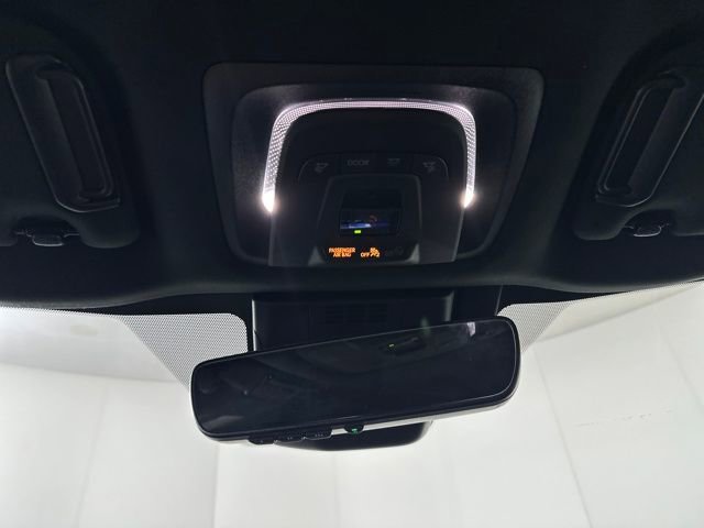 Used 2023 Subaru Solterra AWD image 24