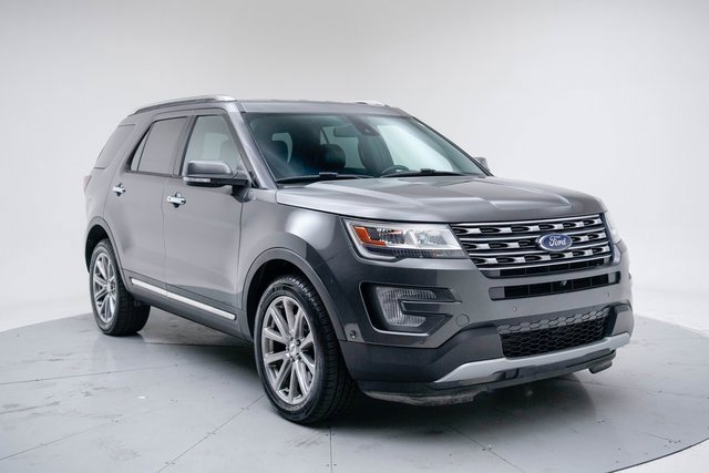 Used 2017 Ford Explorer Limited w/ Equipment Group 301A image 10