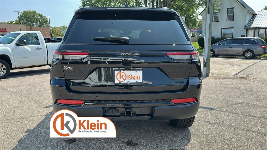 New 2025 Jeep Grand Cherokee Limited image 7