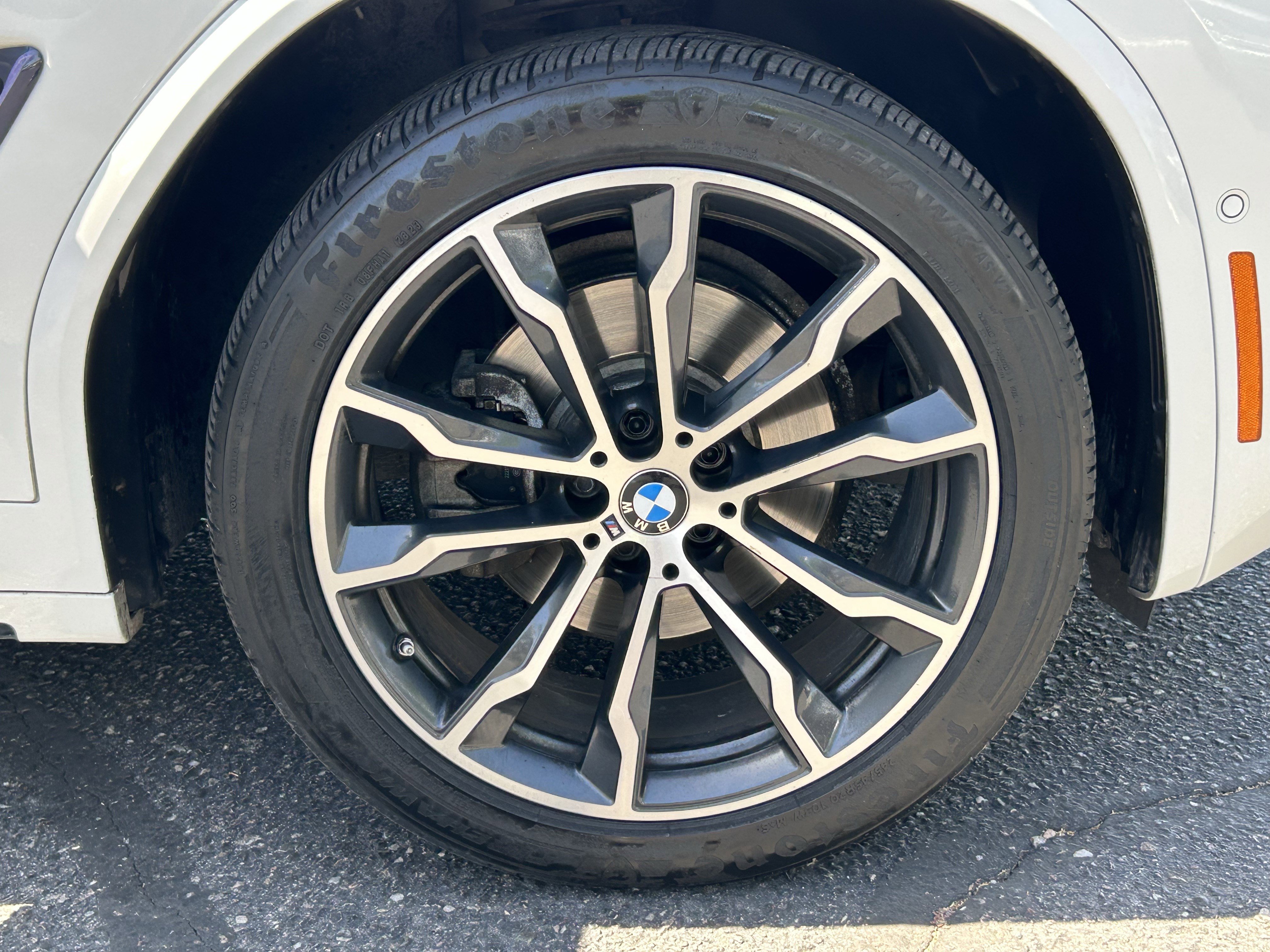 Used 2019 BMW X4 xDrive30i w/ M Sport Package AWD/4WD image 7