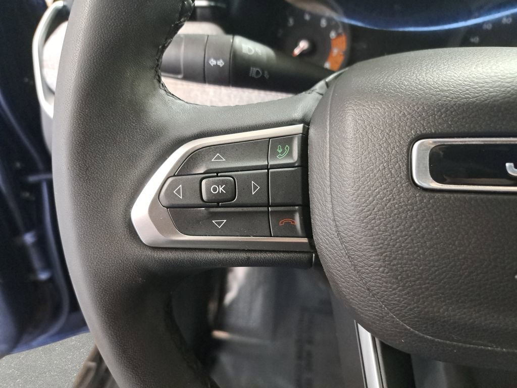 Certified 2023 Jeep Compass Latitude AWD/4WD image 18