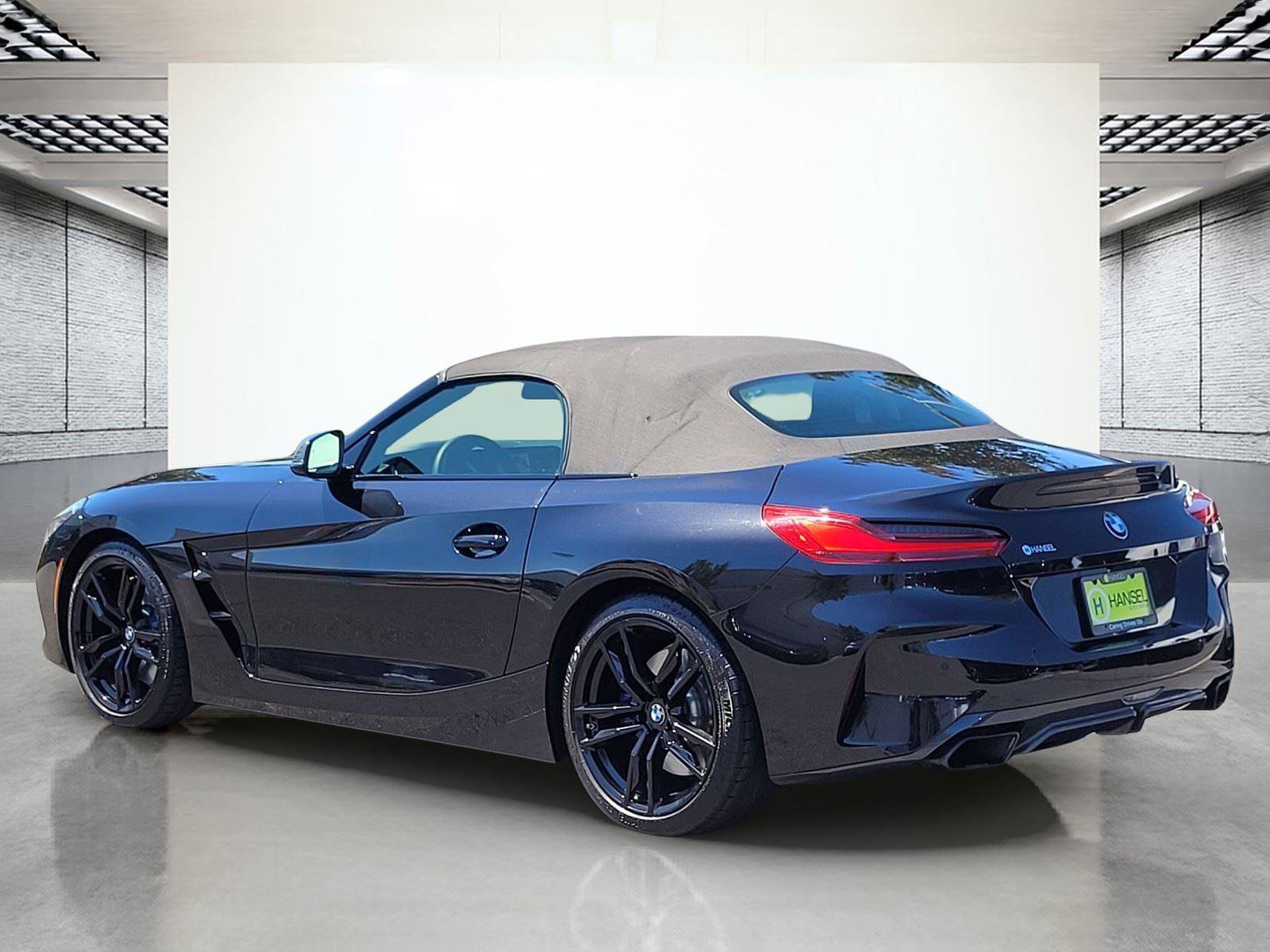 Used 2020 BMW Z4 M40i w/ Premium Package RWD image 9