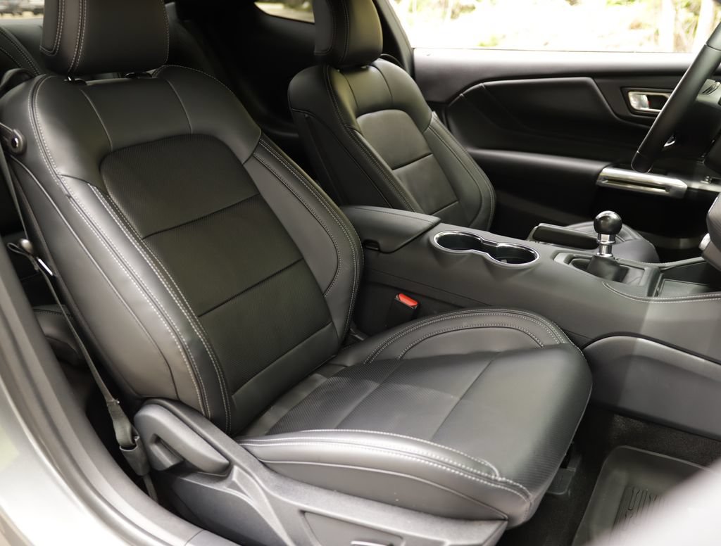 Used 2025 Ford Mustang GT Premium w/ GT Performance Package RWD image 28