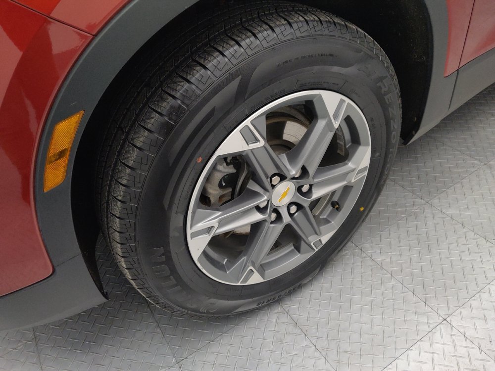 Used 2024 Chevrolet Blazer LT w/ Convenience Package FWD image 31