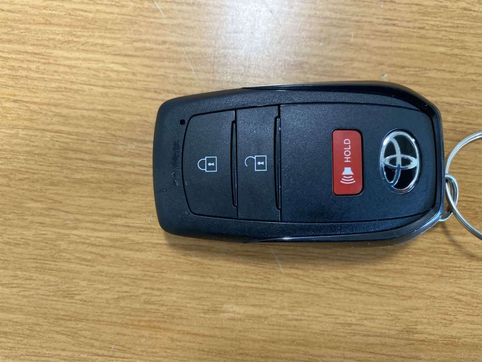 Used 2026 Toyota Prius Plug-In Hybrid image 35