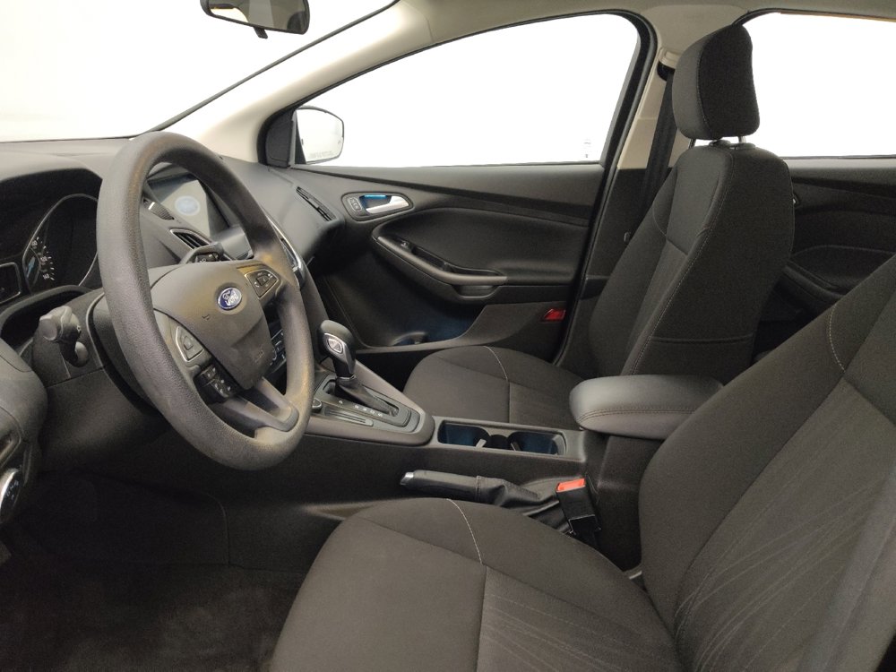 Used 2017 Ford Focus SEL image 17