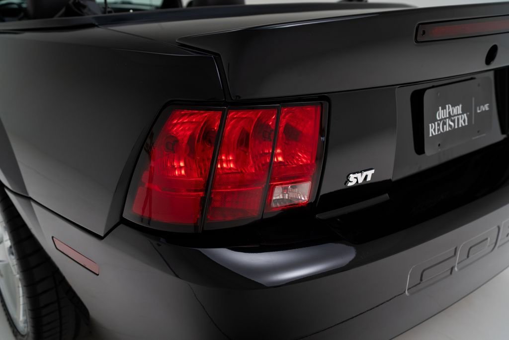 Used 2004 Ford Mustang Cobra RWD image 42