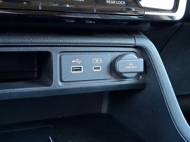 Used 2024 Honda Pilot Touring image 28