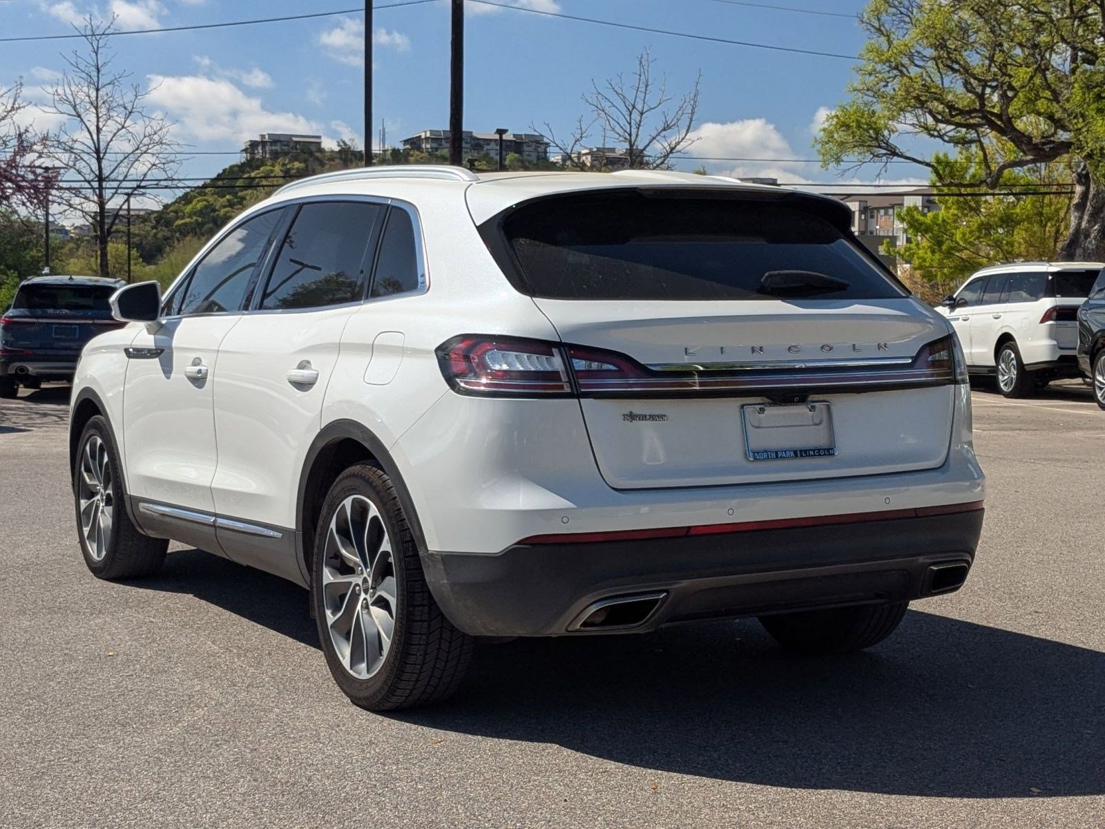 Used 2023 Lincoln Nautilus Reserve w/ Luxury Package FWD image 5