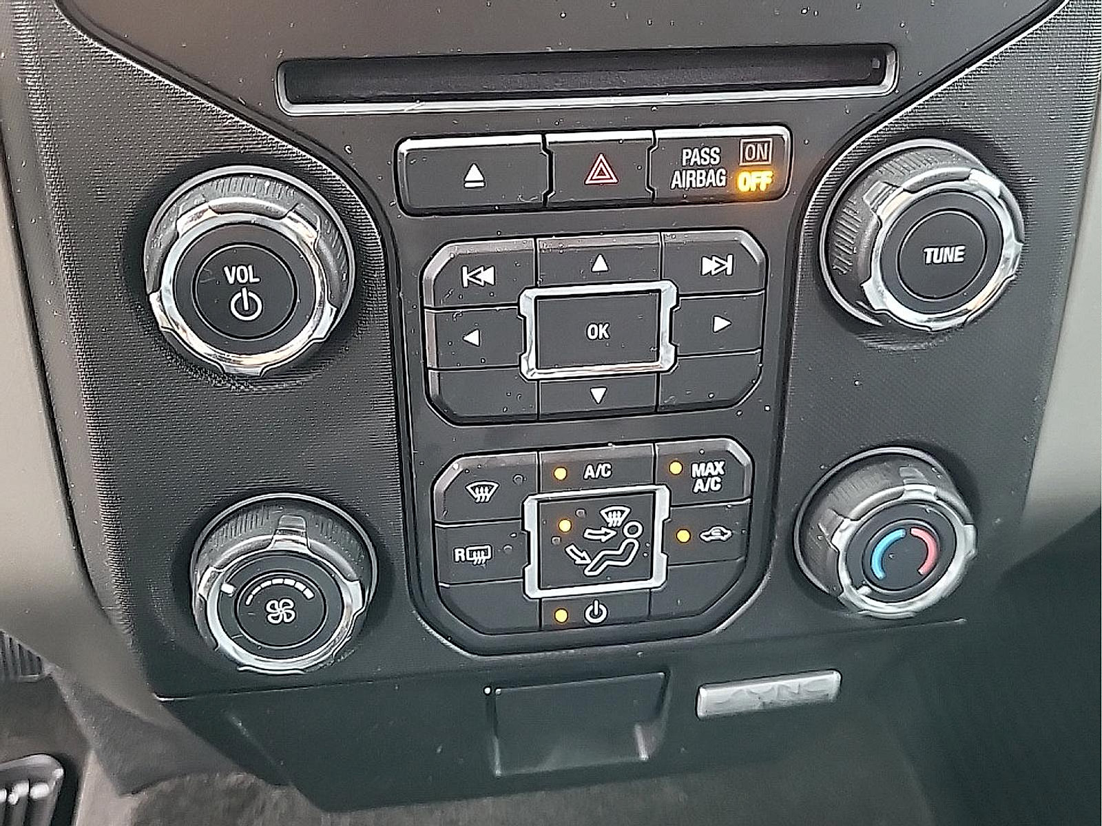 Used 2014 Ford F150 XLT w/ Equipment Group 302A Luxury AWD/4WD image 24