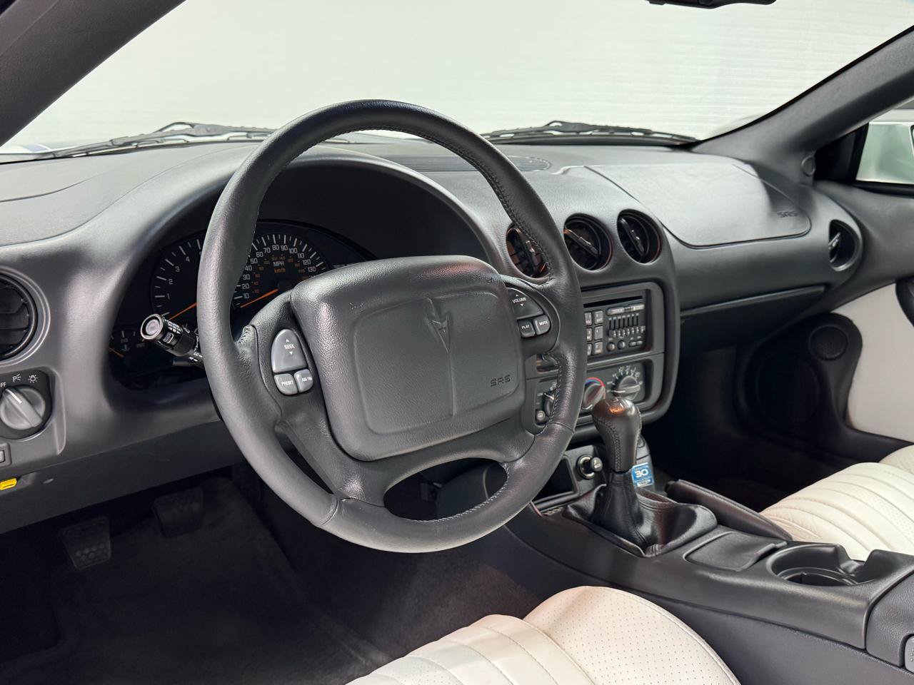 Used 1999 Pontiac Firebird Formula RWD image 44