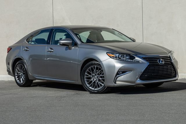 Used 2018 Lexus ES 350 w/ Premier Package image 16