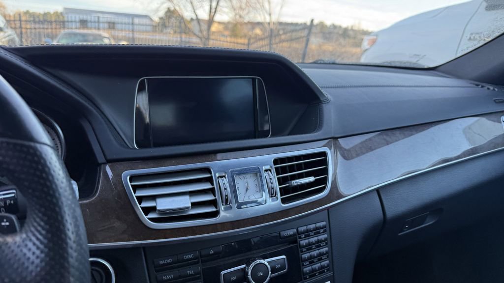 Used 2015 Mercedes-Benz E 400 E 400 image 4