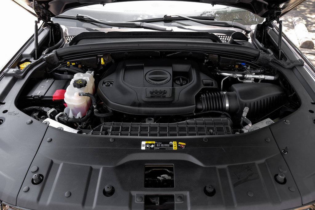 Used 2022 Jeep Grand Cherokee Summit image 7