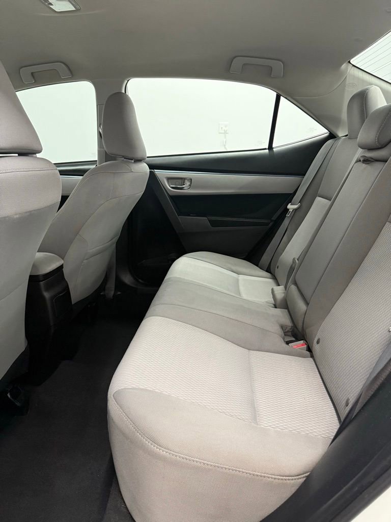 Used 2015 Toyota Corolla LE image 15